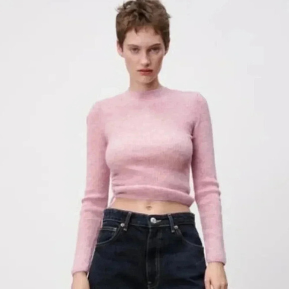 ZARA LONG SLEEVE RIBBED CROP SWEATER Nwot - Picture 2 of 8
